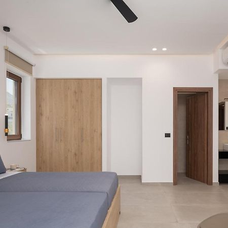 O-Cyanea Villa With Heated Pool Kournás Extérieur photo